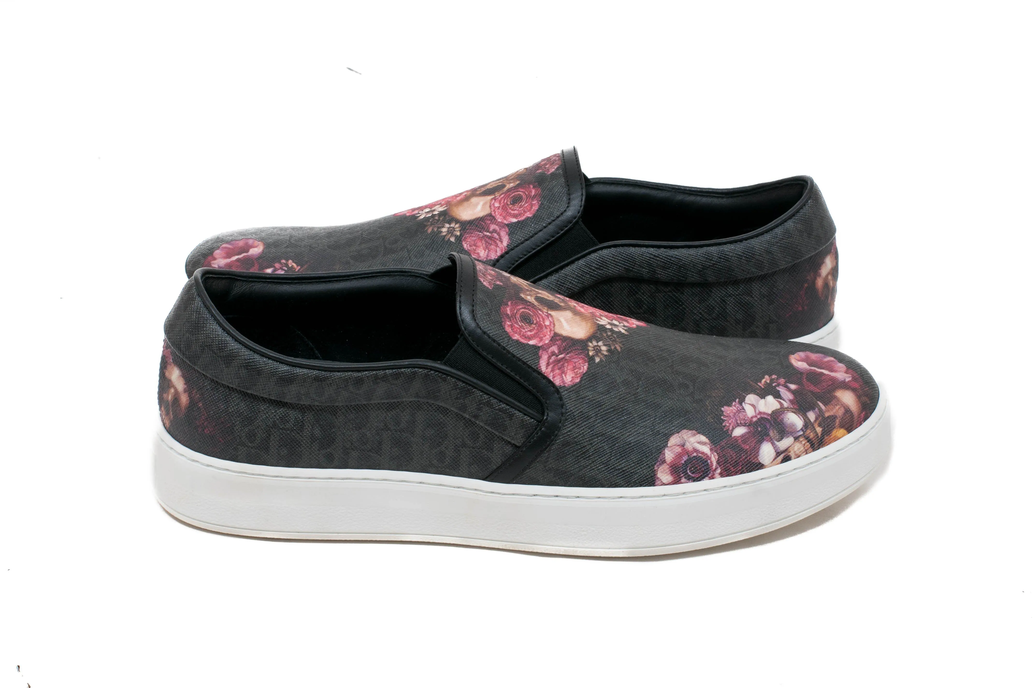 B06 Printed Slip-On's