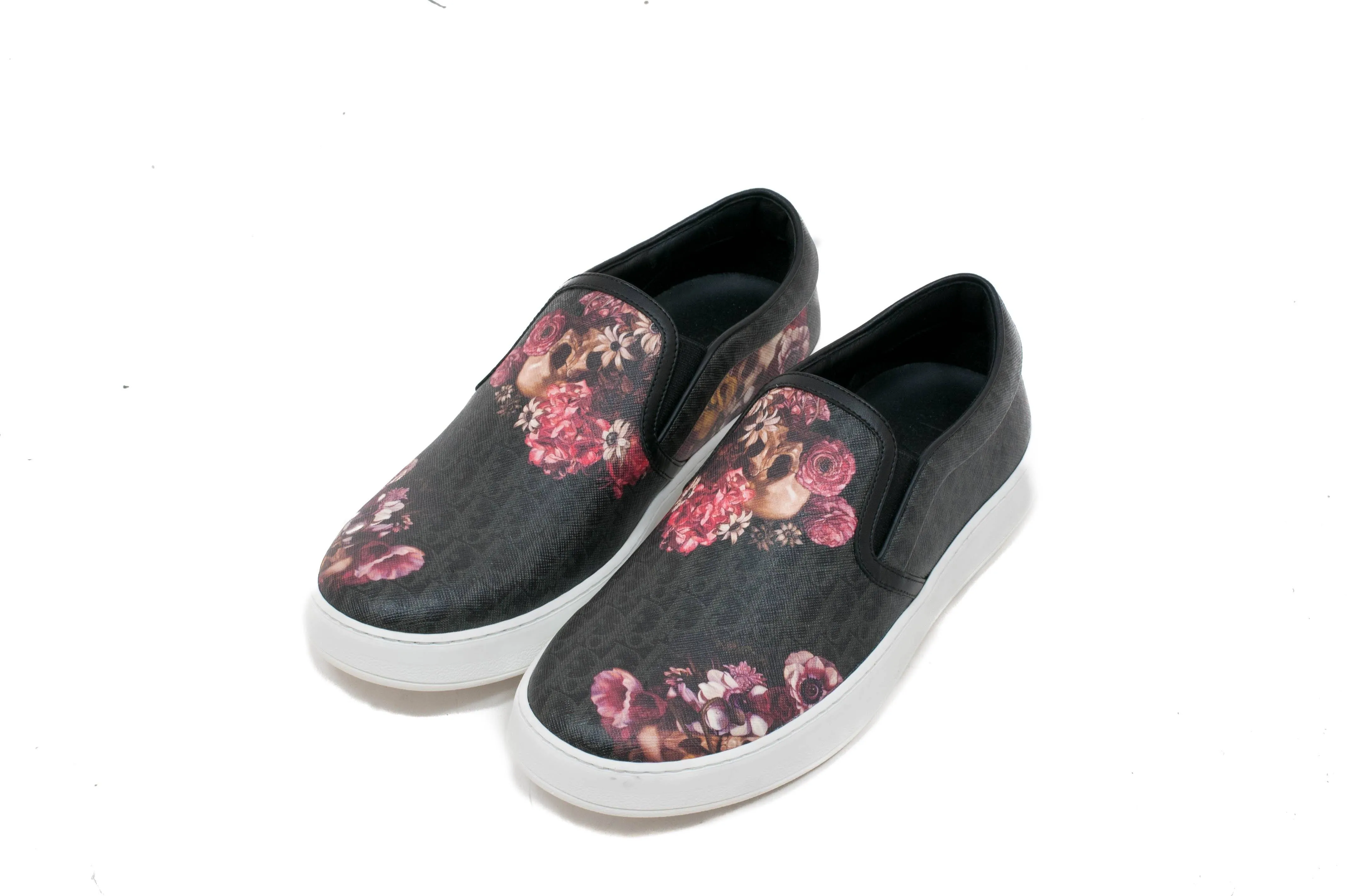 B06 Printed Slip-On's