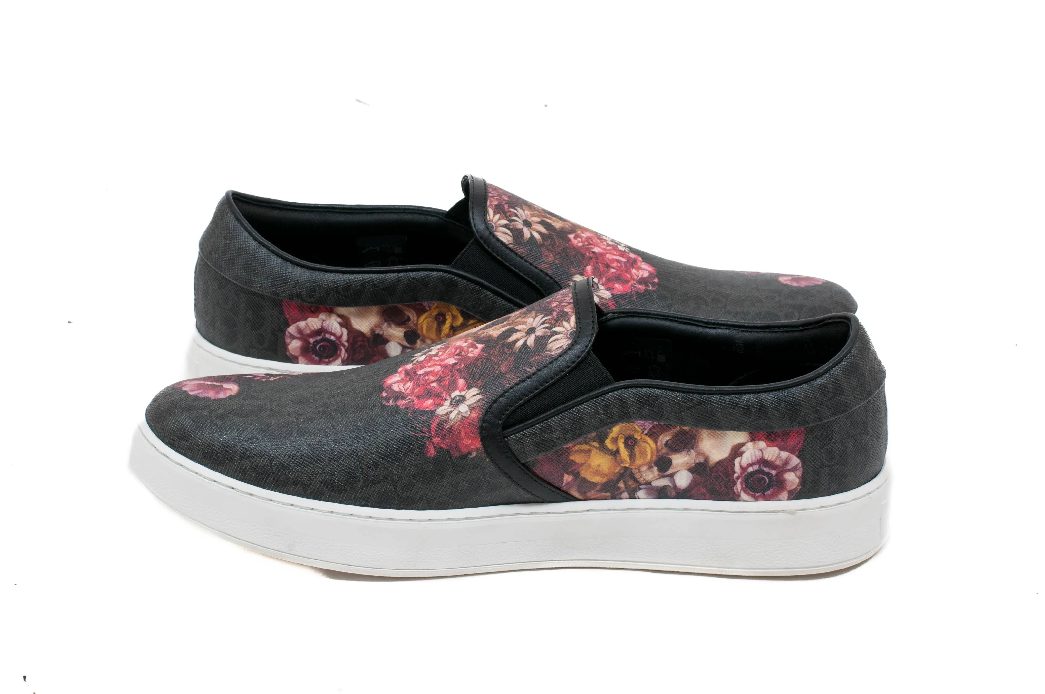 B06 Printed Slip-On's