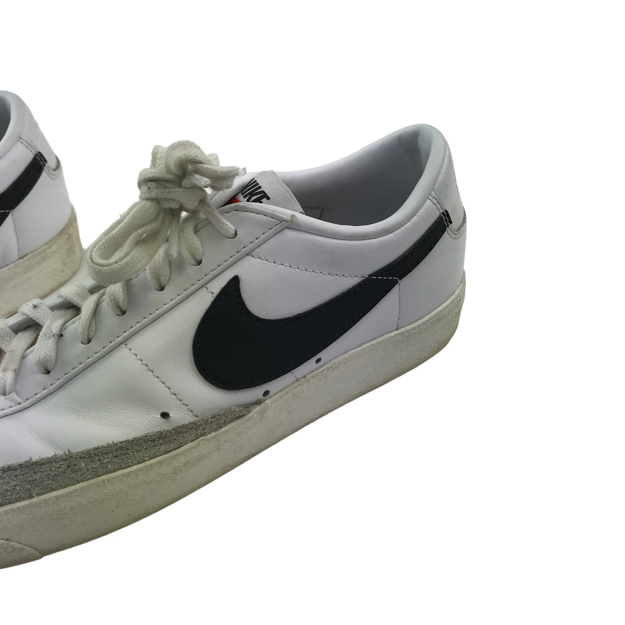 Nike Trainers Shoe Size 9 White Flat Soles with Laces