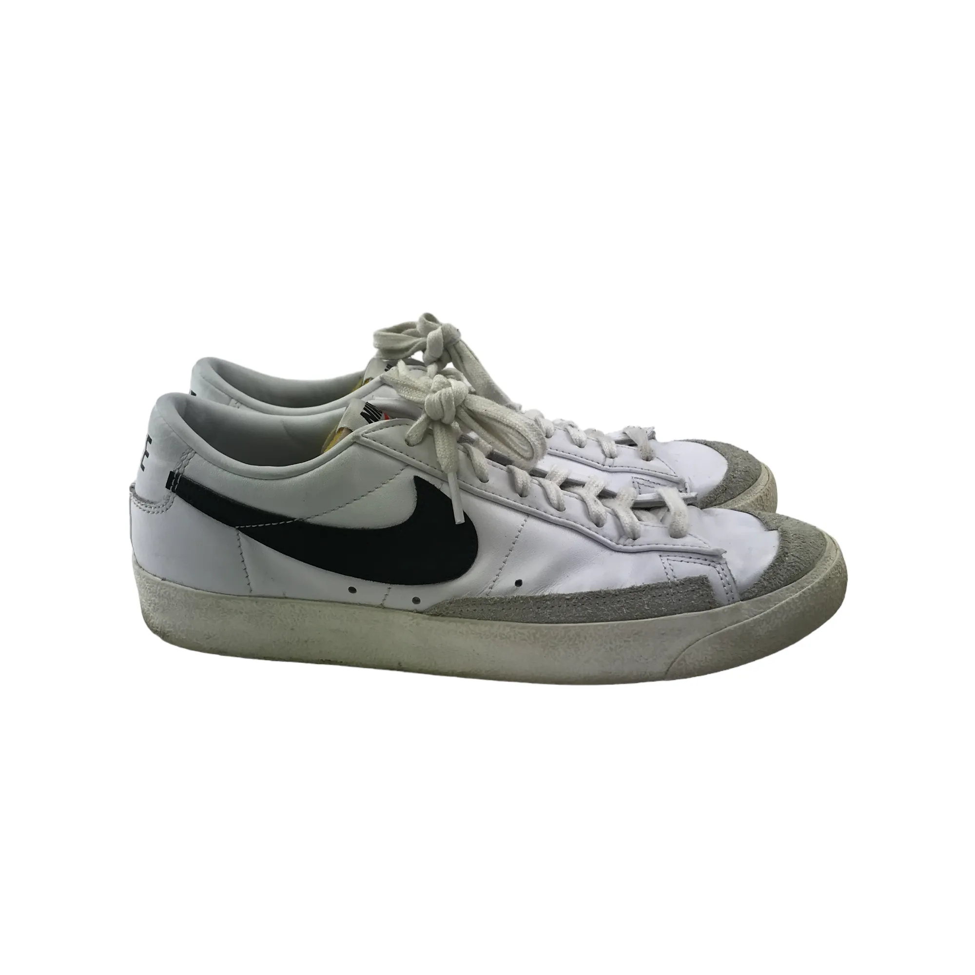 Nike Trainers Shoe Size 9 White Flat Soles with Laces