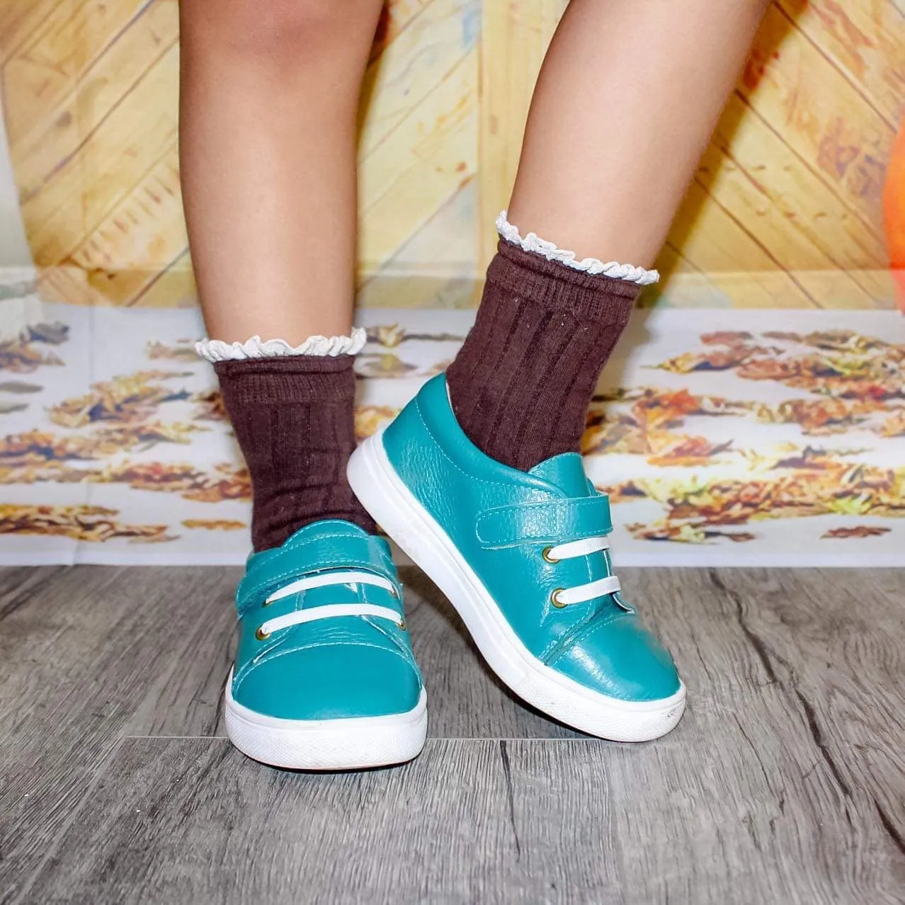 Taylor Teal Sneaks
